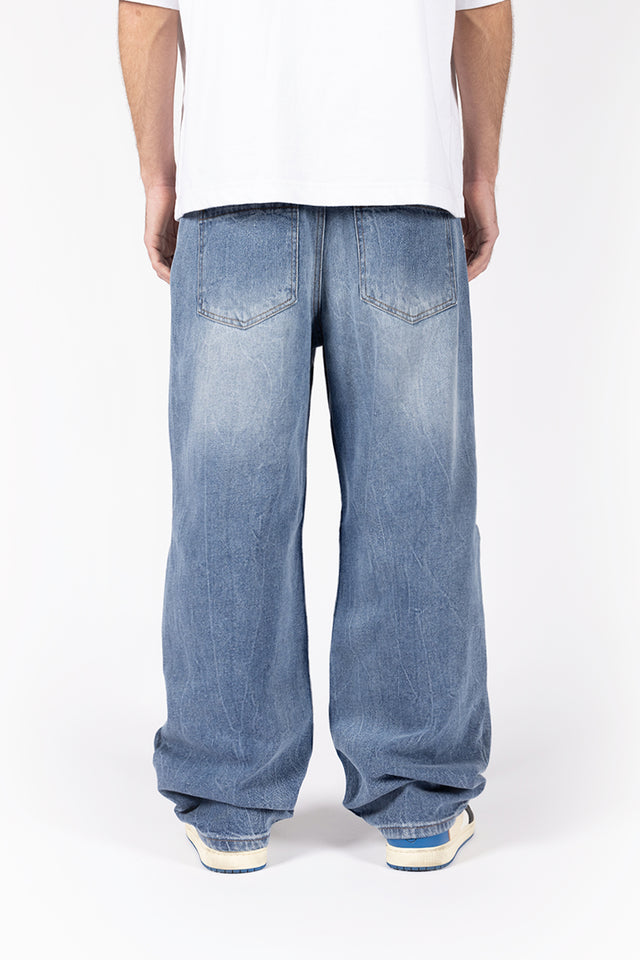 KNEE EMBROIDERY LIGHT BLUE WASHED DENIM